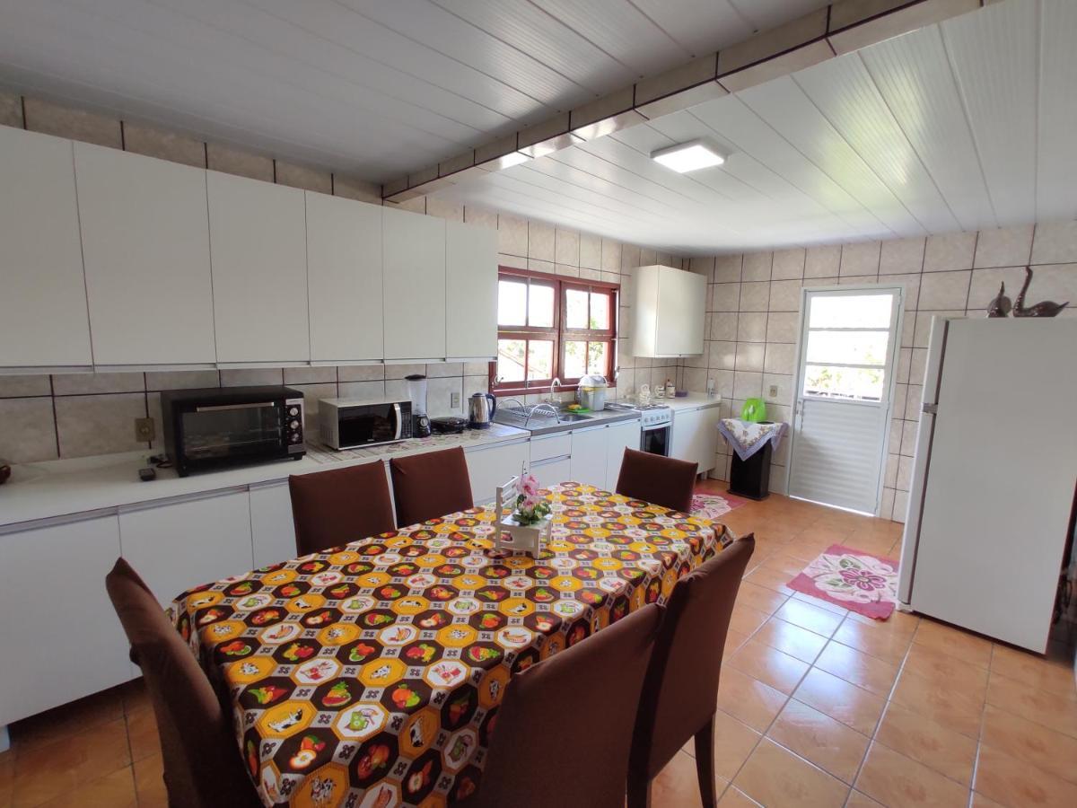 Casa Aconchegante A 4Km-5Min Da Guarda Do Embau Villa Ngoại thất bức ảnh